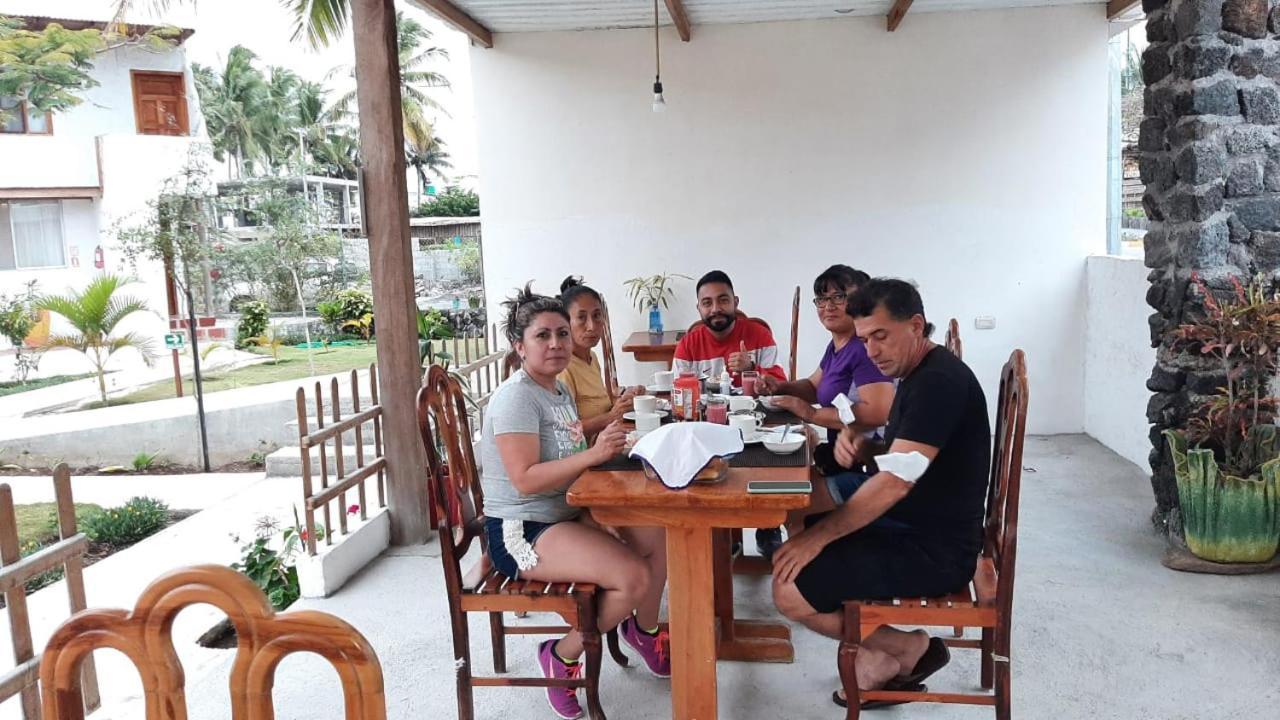 Hostal Tero Real Puerto Villamil Exterior foto